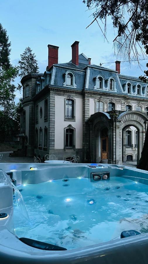 Verriere Du Chateau Burrus Apartment